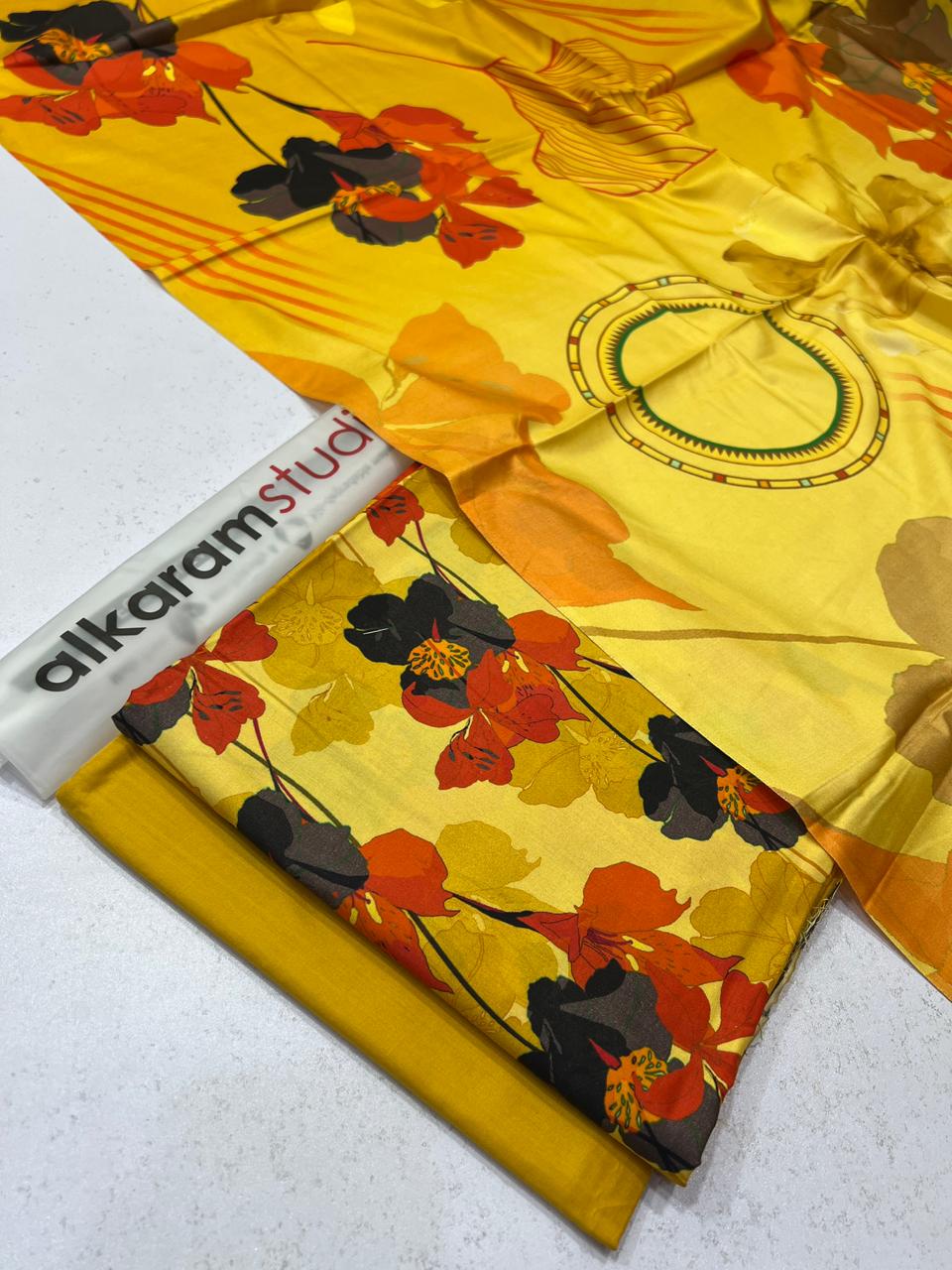 Alkaram Linen 3-Piece (D-5)