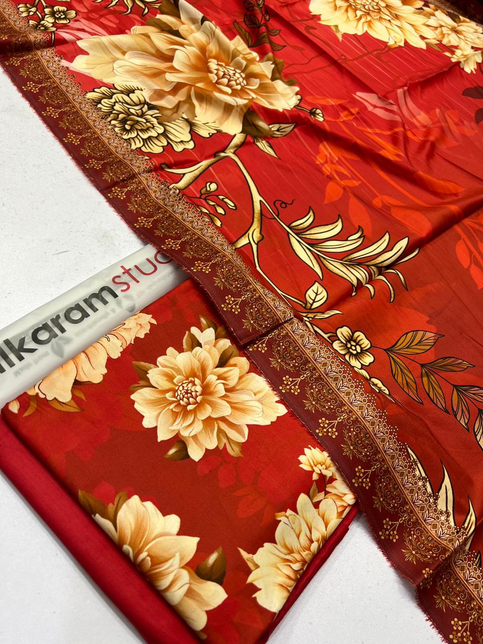 Alkaram Linen 3-Piece (D-32)