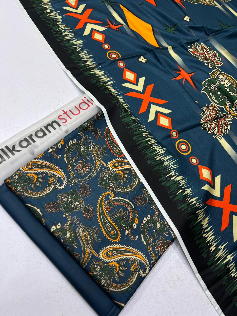 Alkaram Linen 3-Piece (D-51)