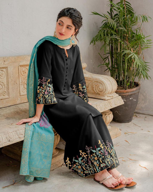 Embroidered Dhanak D-30