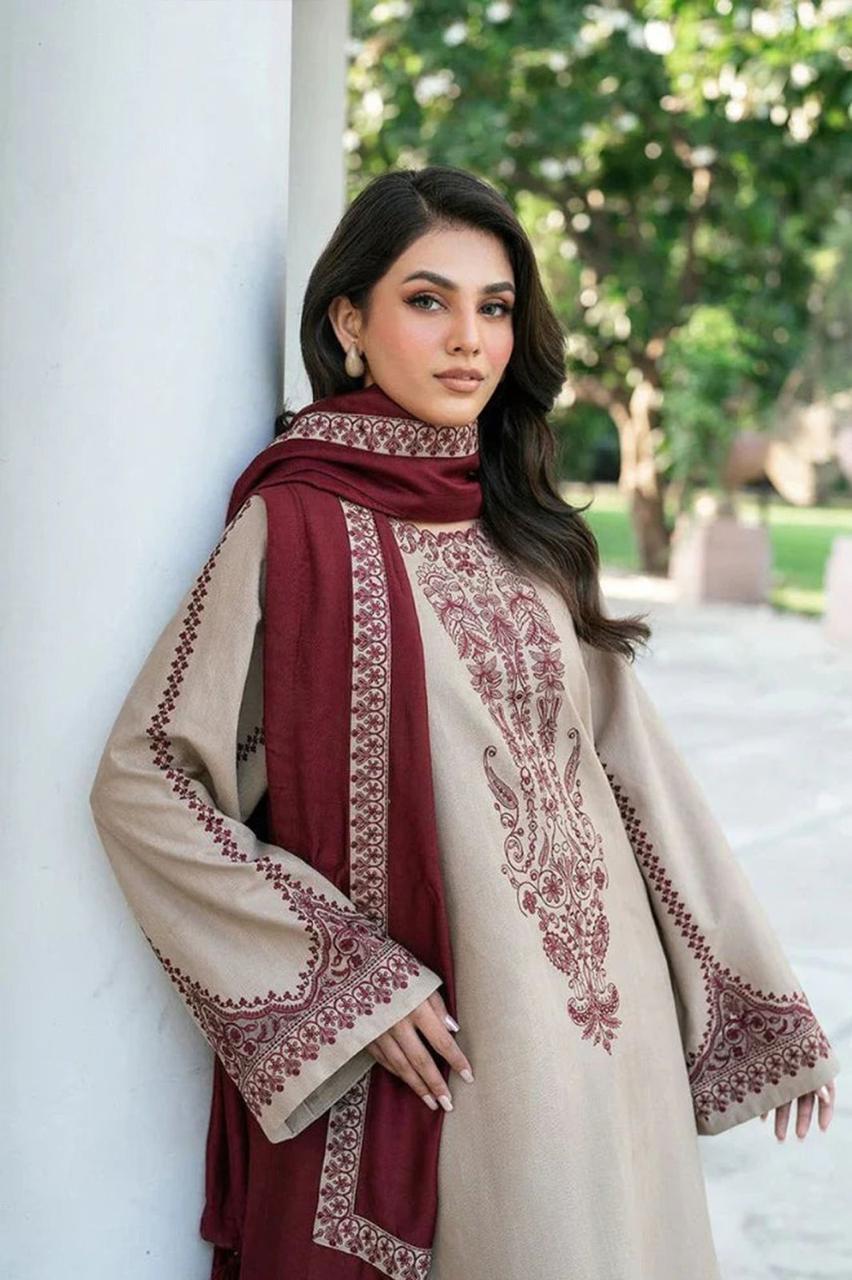 Embroidered Dhanak D-52