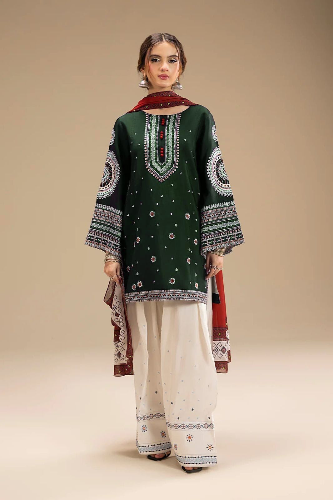 Embroidery Lawn 3 Pcs D-6
