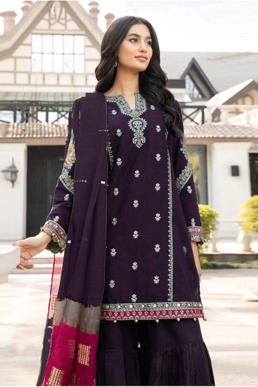 Embroidery Lawn 3 Pcs D-27