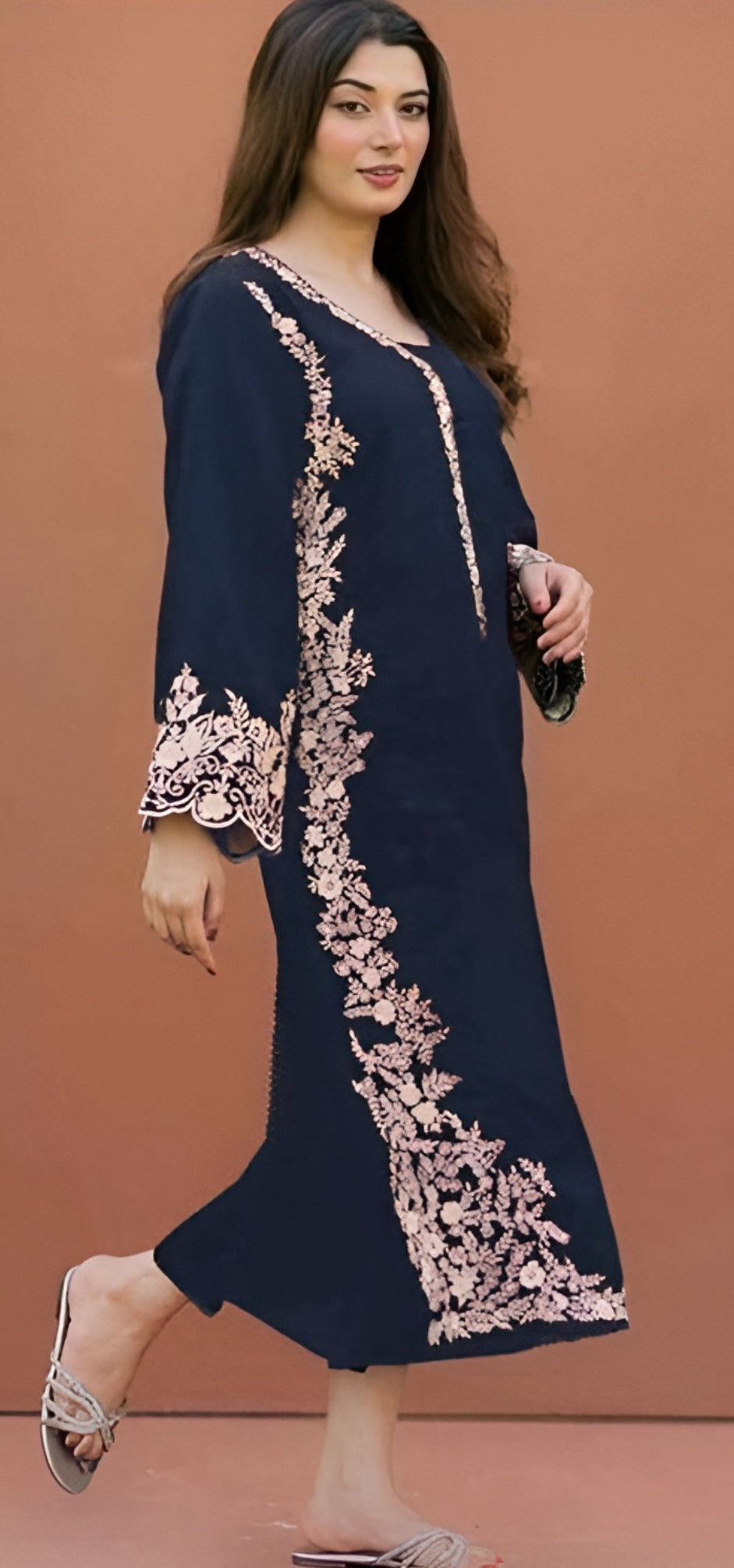 Embroidered Dhanak 2 Piece D-22