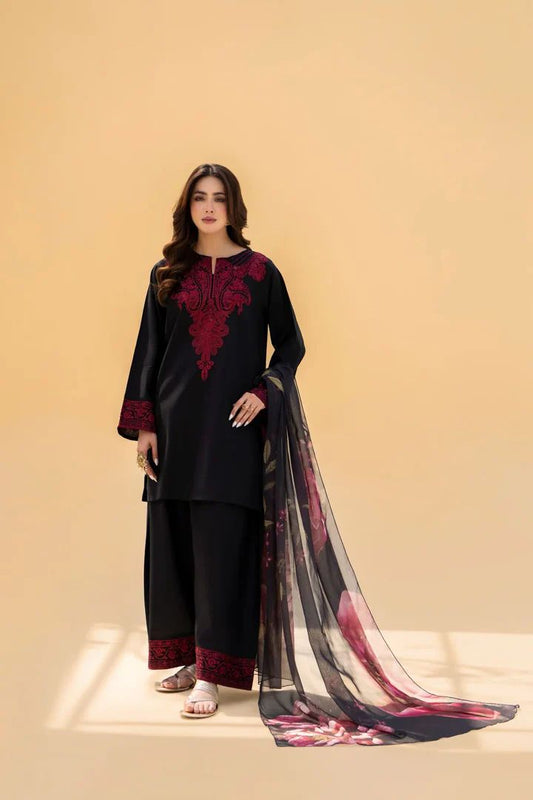 Embroidery Lawn 3 Pcs D-35