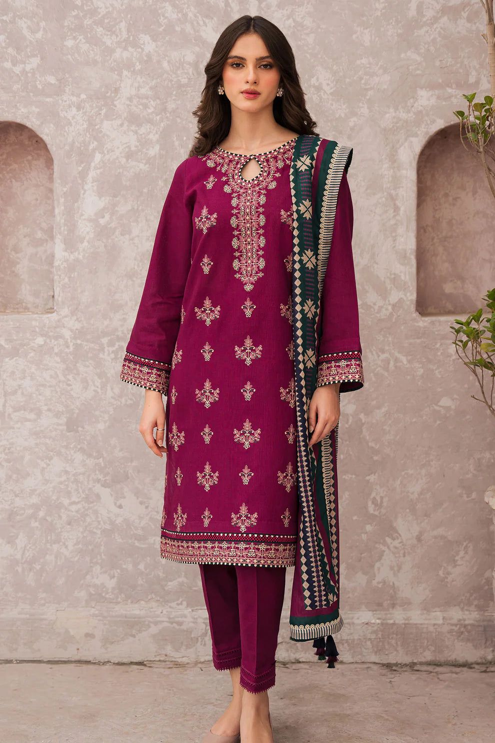 Embroidery Lawn 3 Pcs D-45