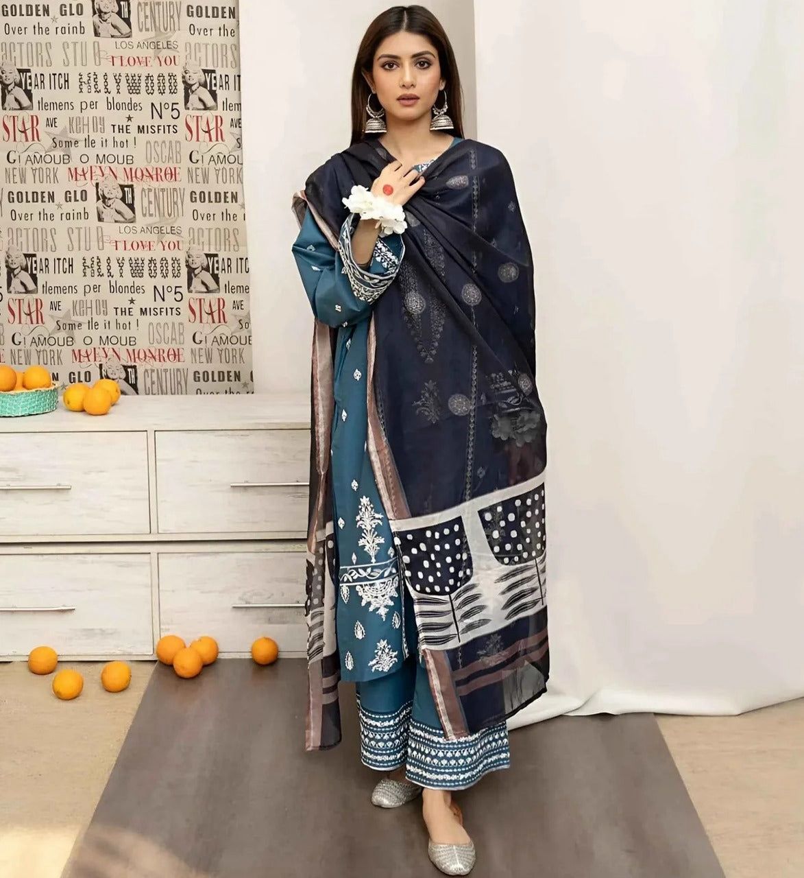 Embroidery Lawn 3 Pcs D-31